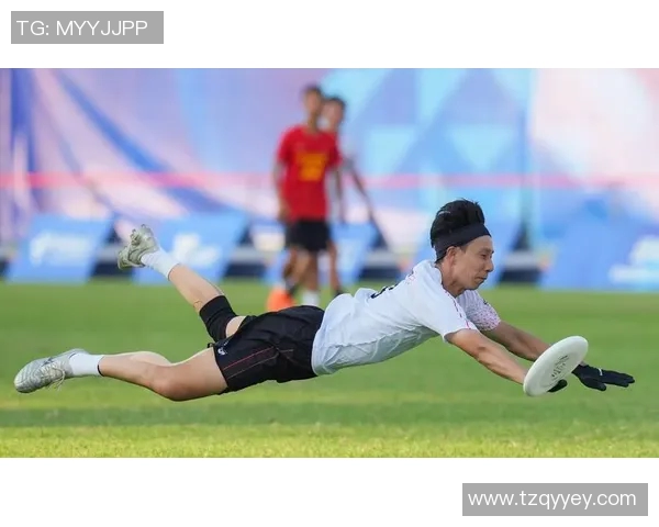 赛后分析：成都飞盘队与北京飞盘队战术灵活性对比探讨