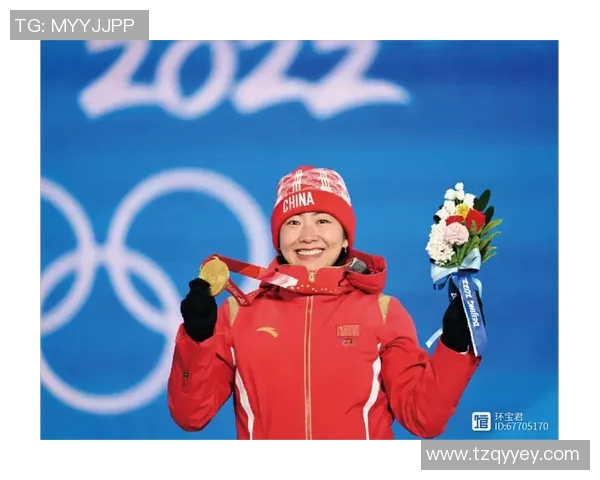 游泳明星的拼搏之路与成就背后：探索他们的坚持与荣耀